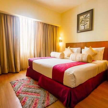 Hotel Evoma Bangalore Esterno foto