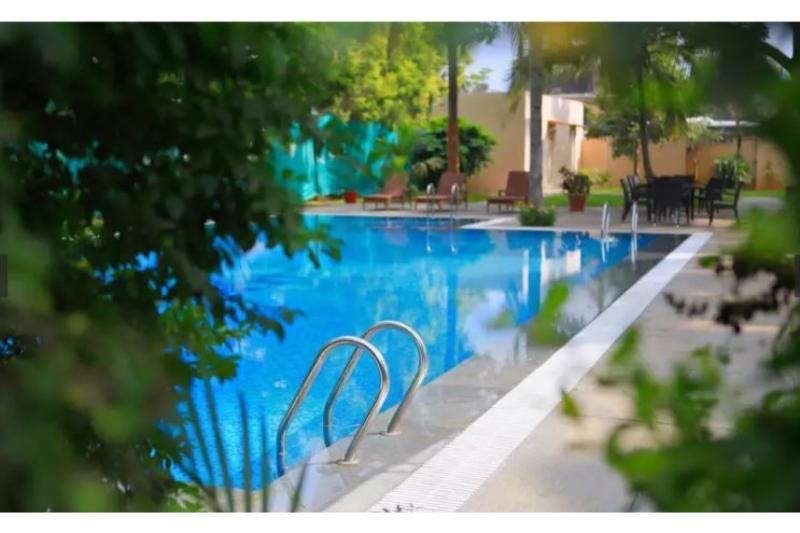 Hotel Evoma Bangalore Esterno foto